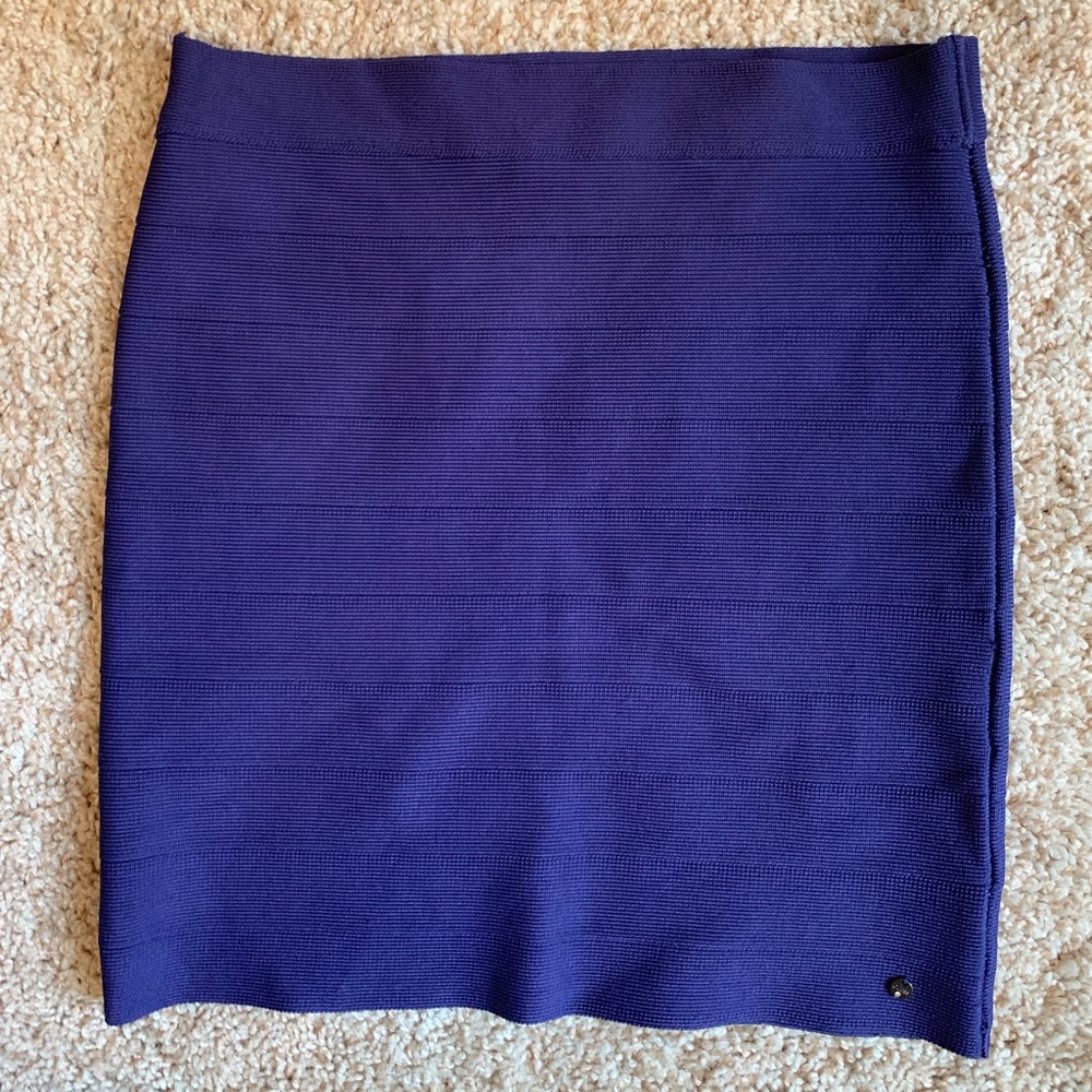Guess Mini skirt!